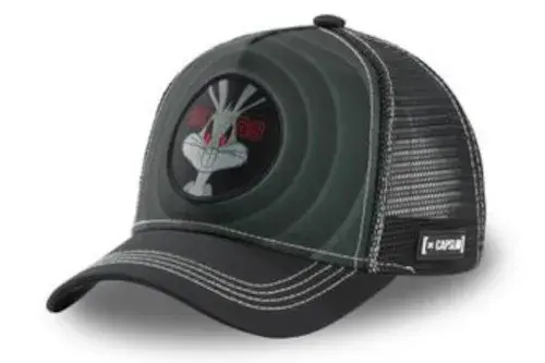 Czapka snapback co to? Poznaj jej cechy i dlaczego warto ją mieć