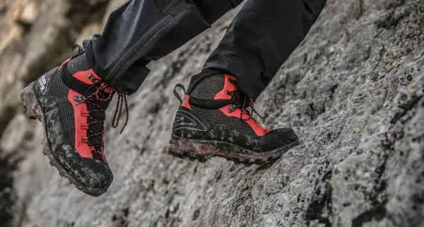 Buty górskie jakie wybrać – uniknij błędów przy wyborze obuwia
